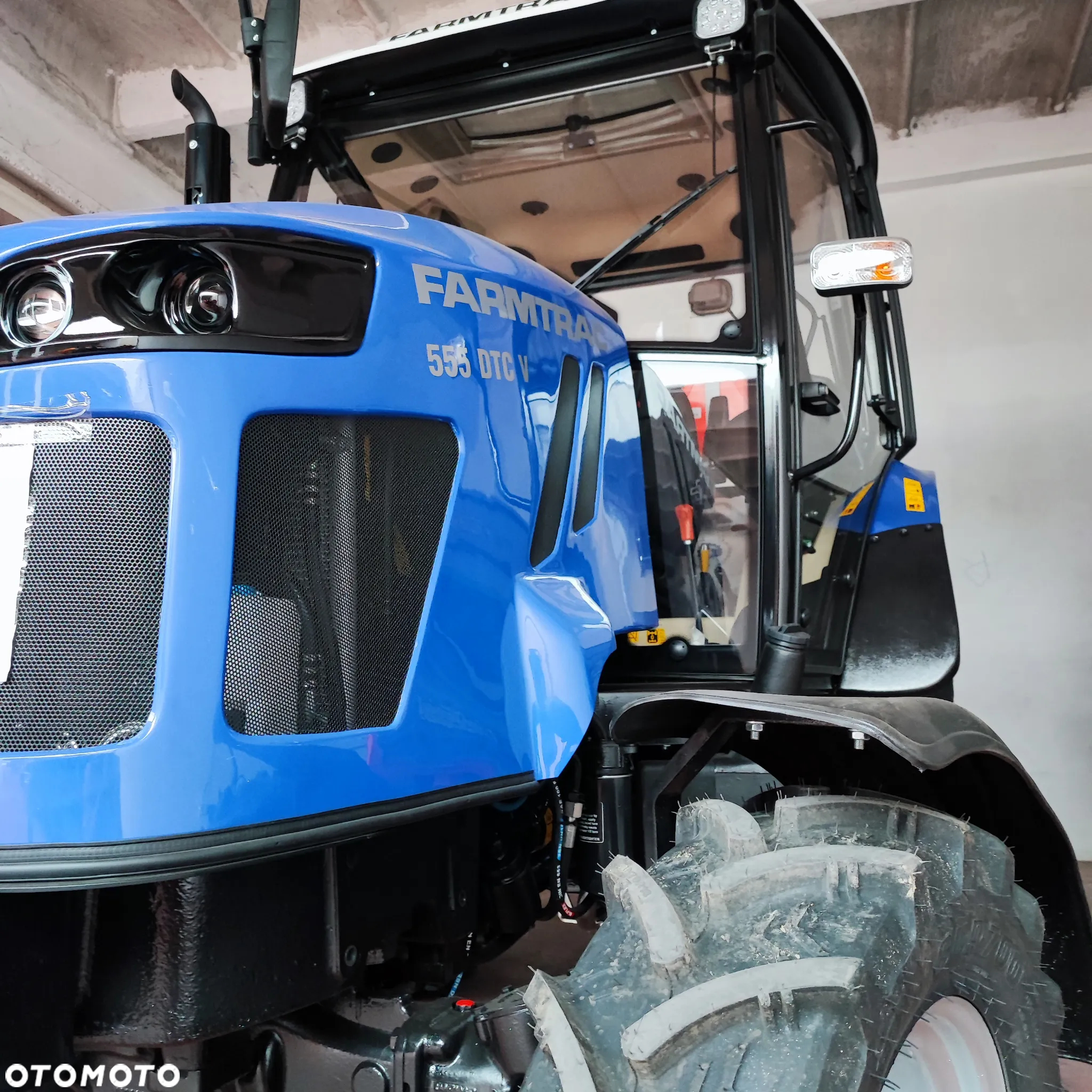 Farmtrac 555 DTcV - 10