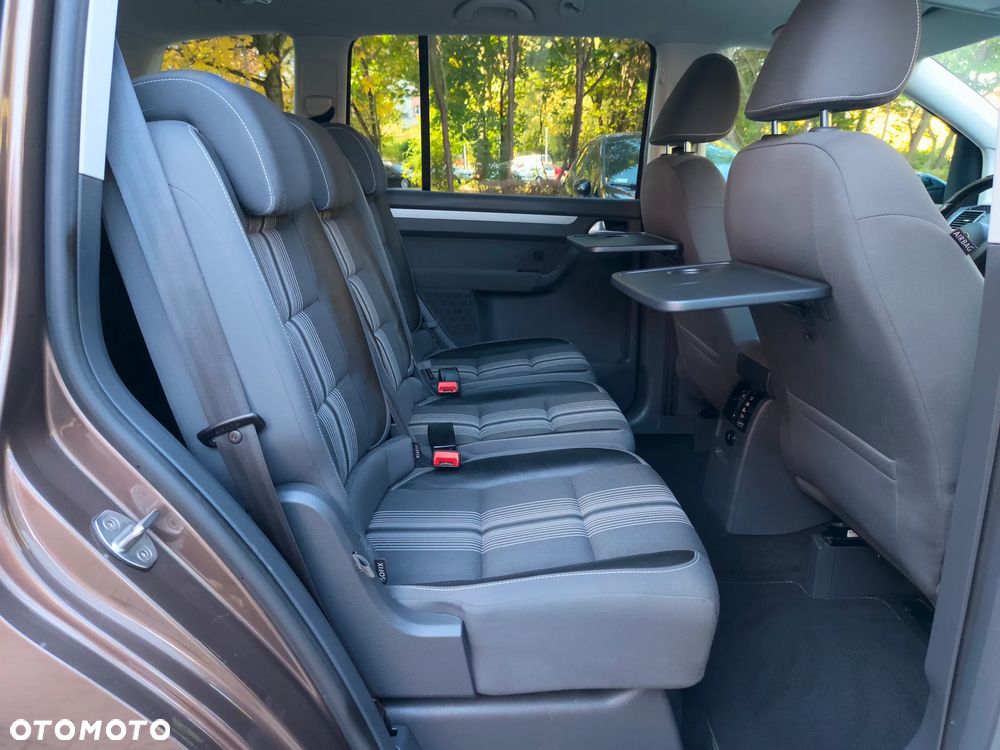 Volkswagen Touran - 6