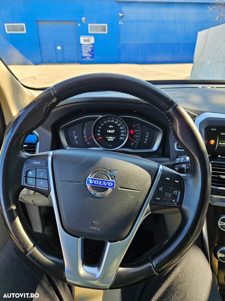 Volvo XC 60 D4 VEA Start-Stop Kinetic - 2