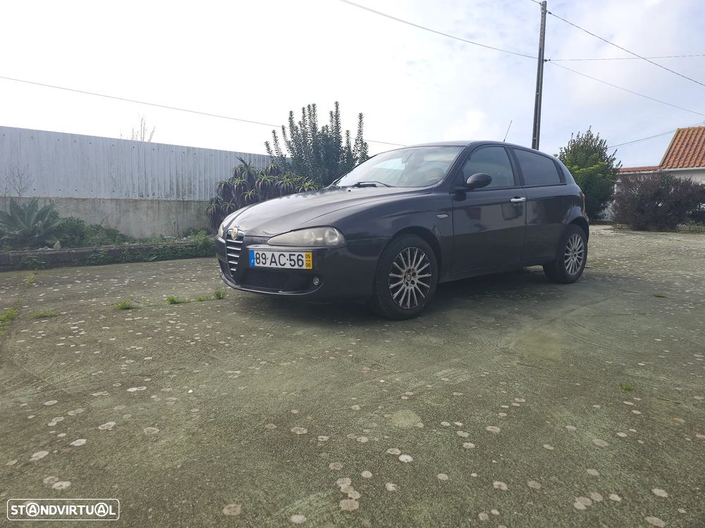 Alfa Romeo 147 1.6 TS Navigator - 5