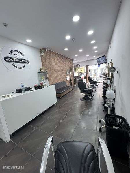 Trespasse Barbearia Completa – Pronta a Reabrir em Almada - Grande imagem: 3/6