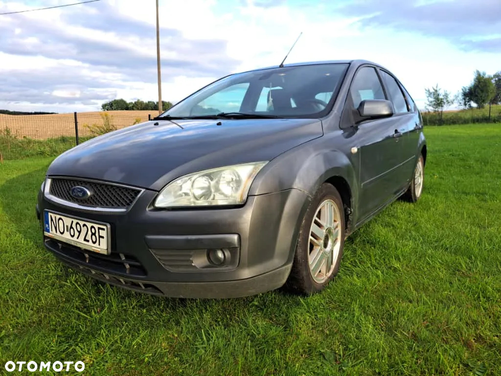Ford Focus 1.8 TDCi Ghia - 8
