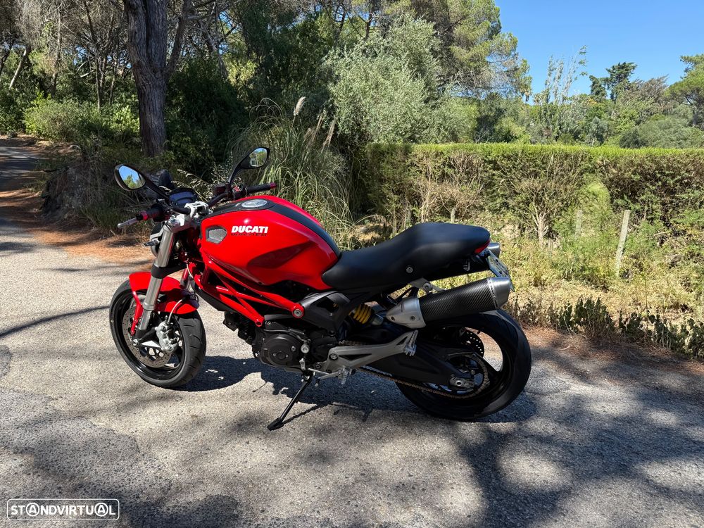 Ducati Monster 696 - 7
