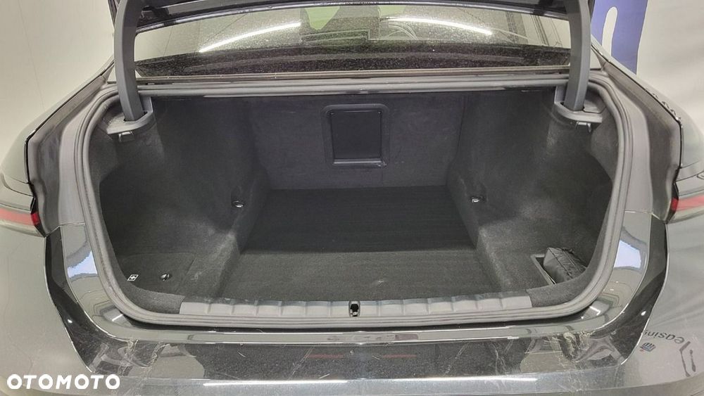 BMW Seria 7 - 31
