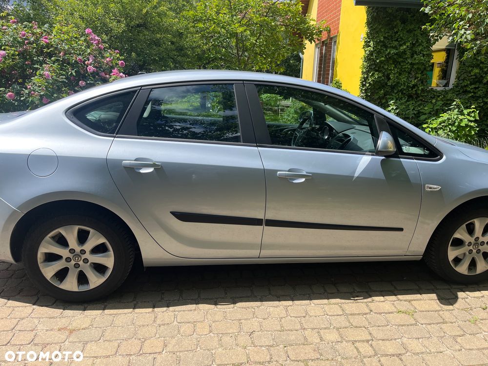 Opel Astra - 6