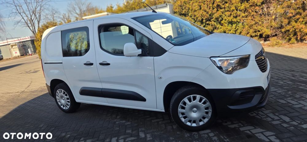 Opel Combo - 18