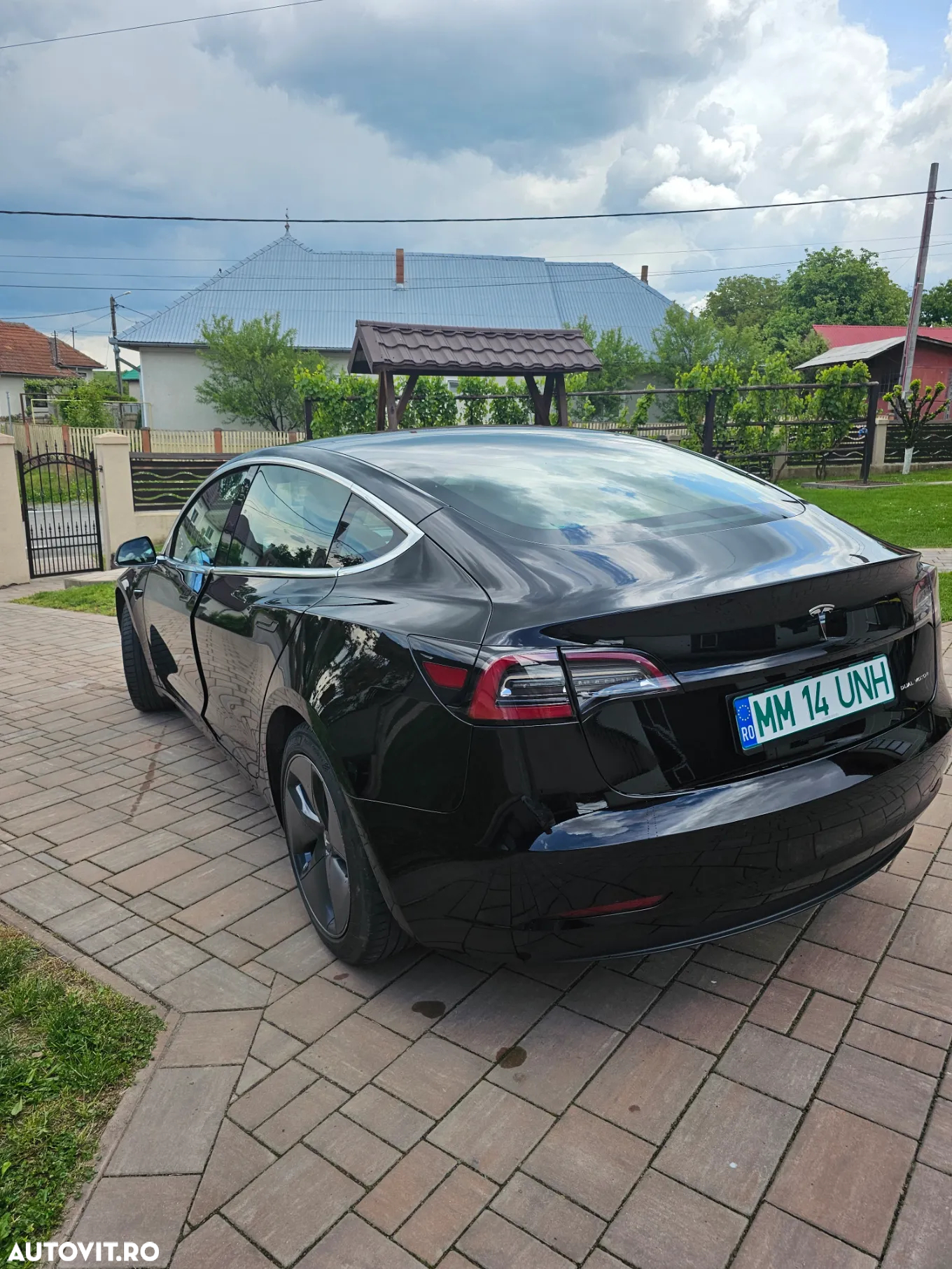 Tesla Model 3 Langstreckenbatterie Allradantrieb Dual Motor Performance - 25