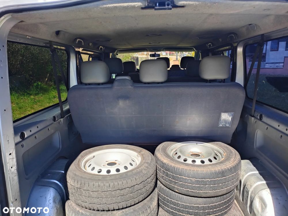 Opel Vivaro - 8