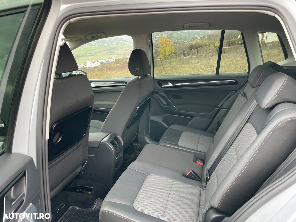 Volkswagen Golf Sportsvan - 8