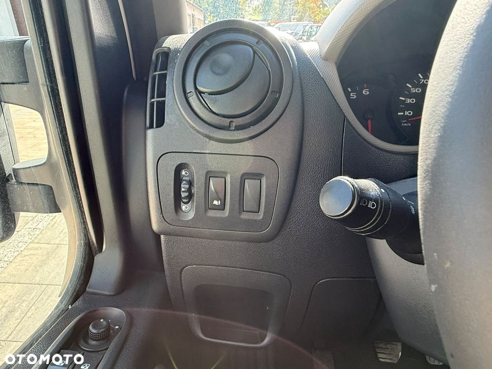 Renault Master - 11