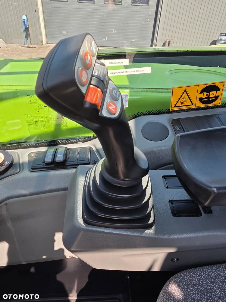 Claas Scorpion 746 VARIPOWER - 10