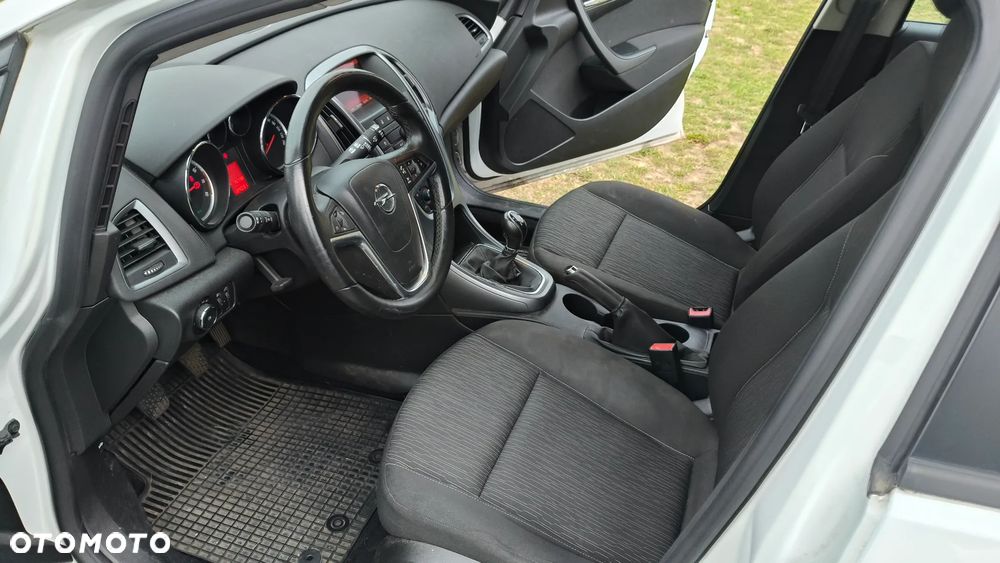Opel Astra 1.6 Enjoy - 11