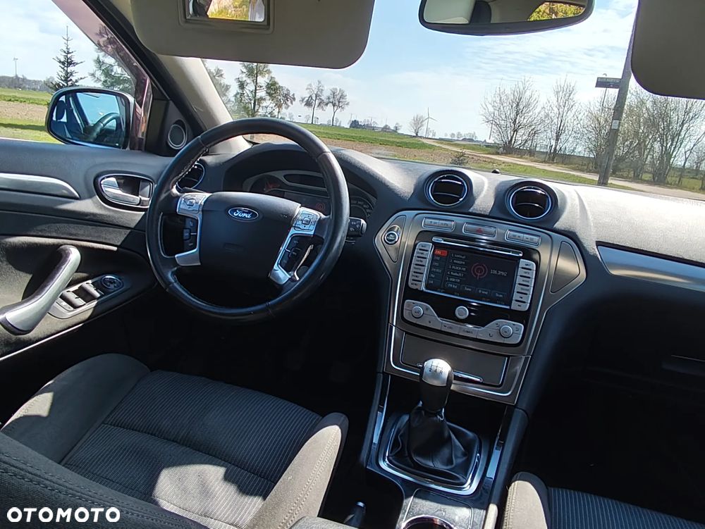 Ford Mondeo 2.0 Titanium X - 19