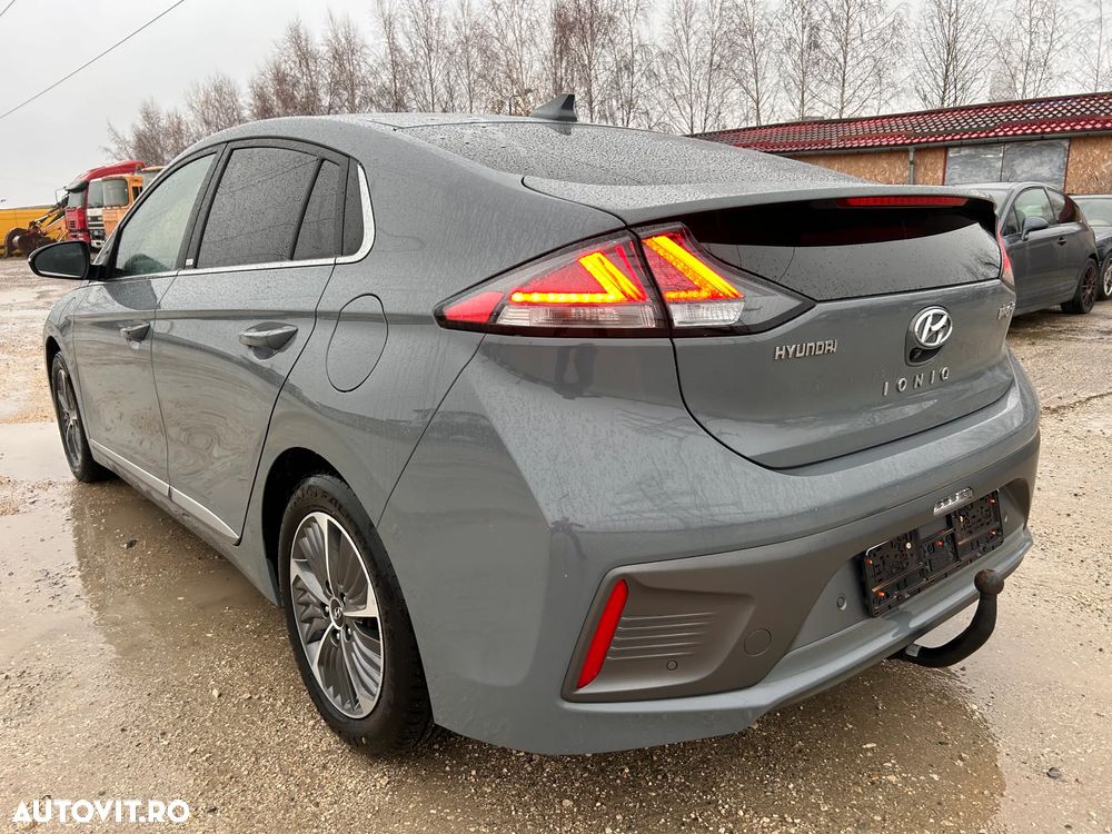 Hyundai IONIQ Plug-In 141CP Exclusive - 14