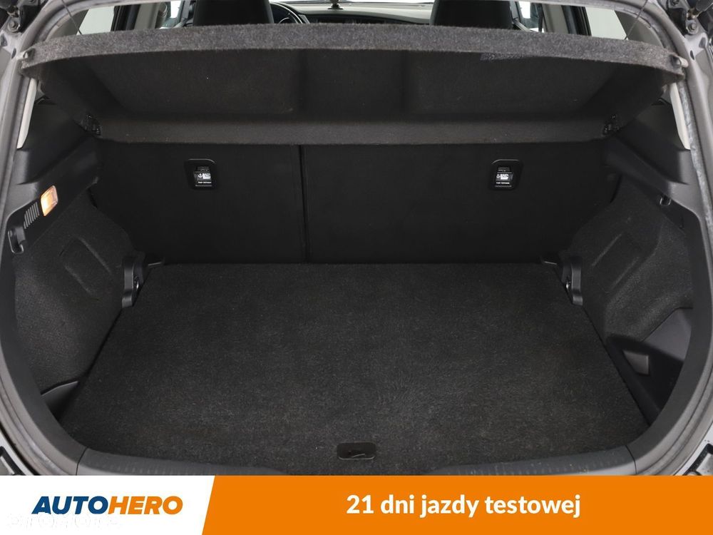 Toyota Auris - 17