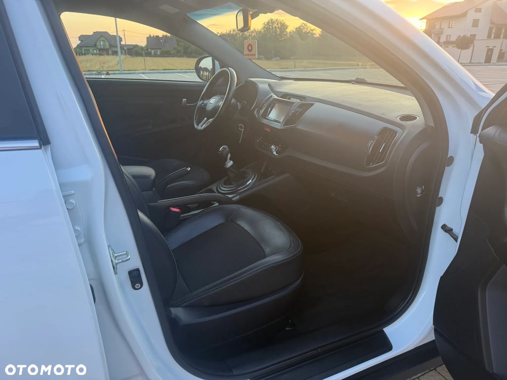 Kia Sportage - 12