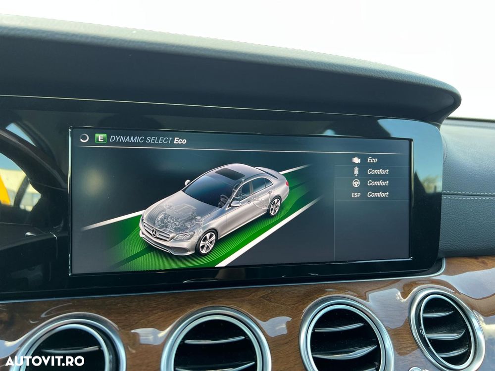 Mercedes-Benz E 300 9G-TRONIC Exclusive - 26