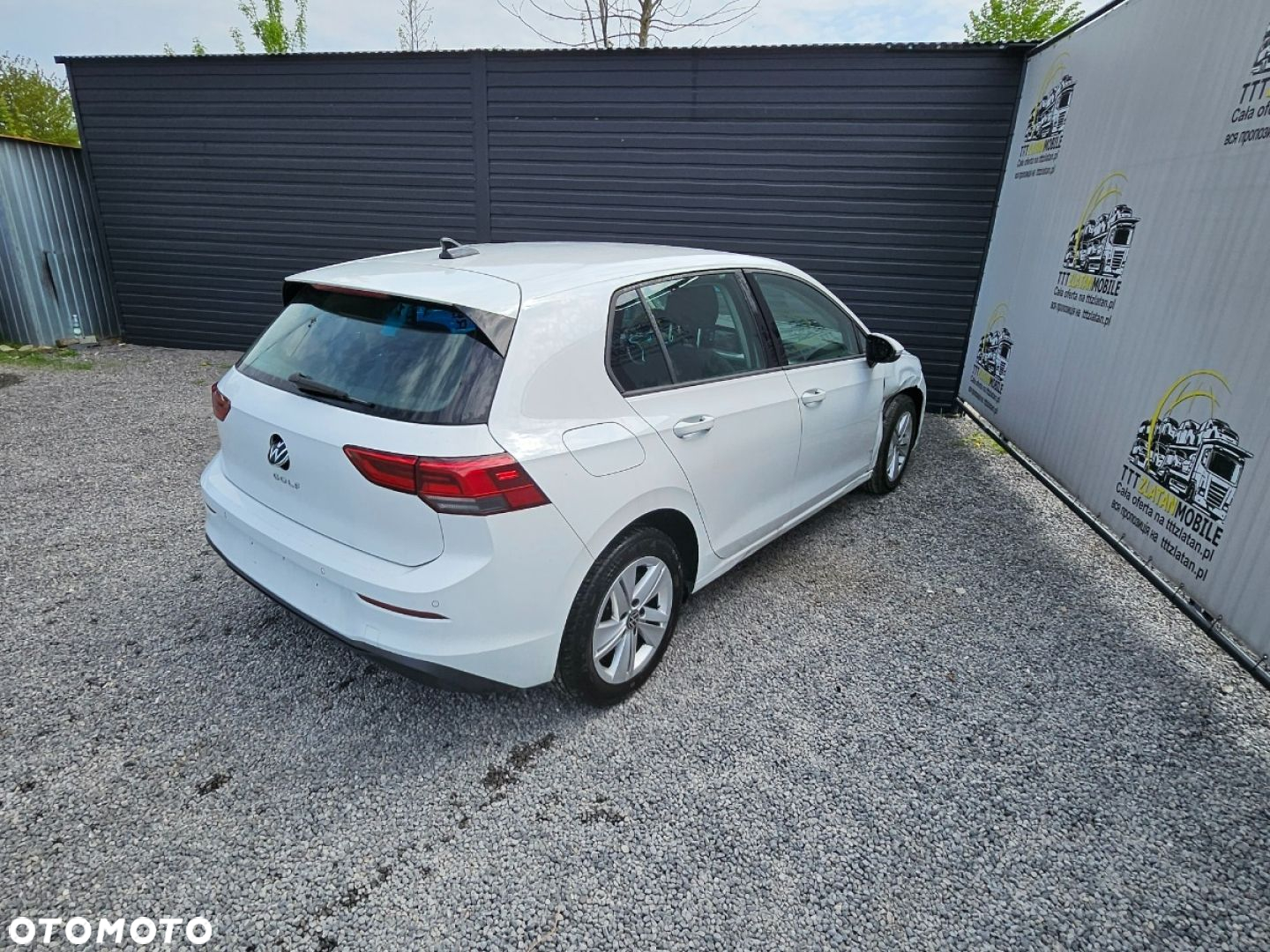 Volkswagen Golf - 23