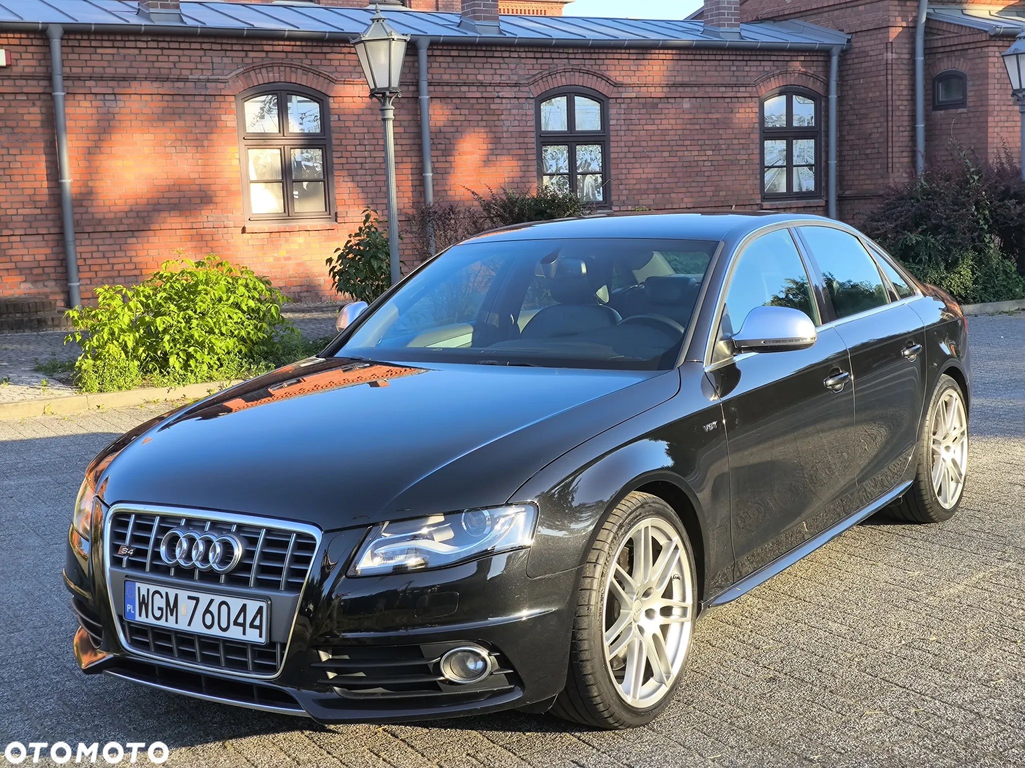 Audi S4 Limousine - 1
