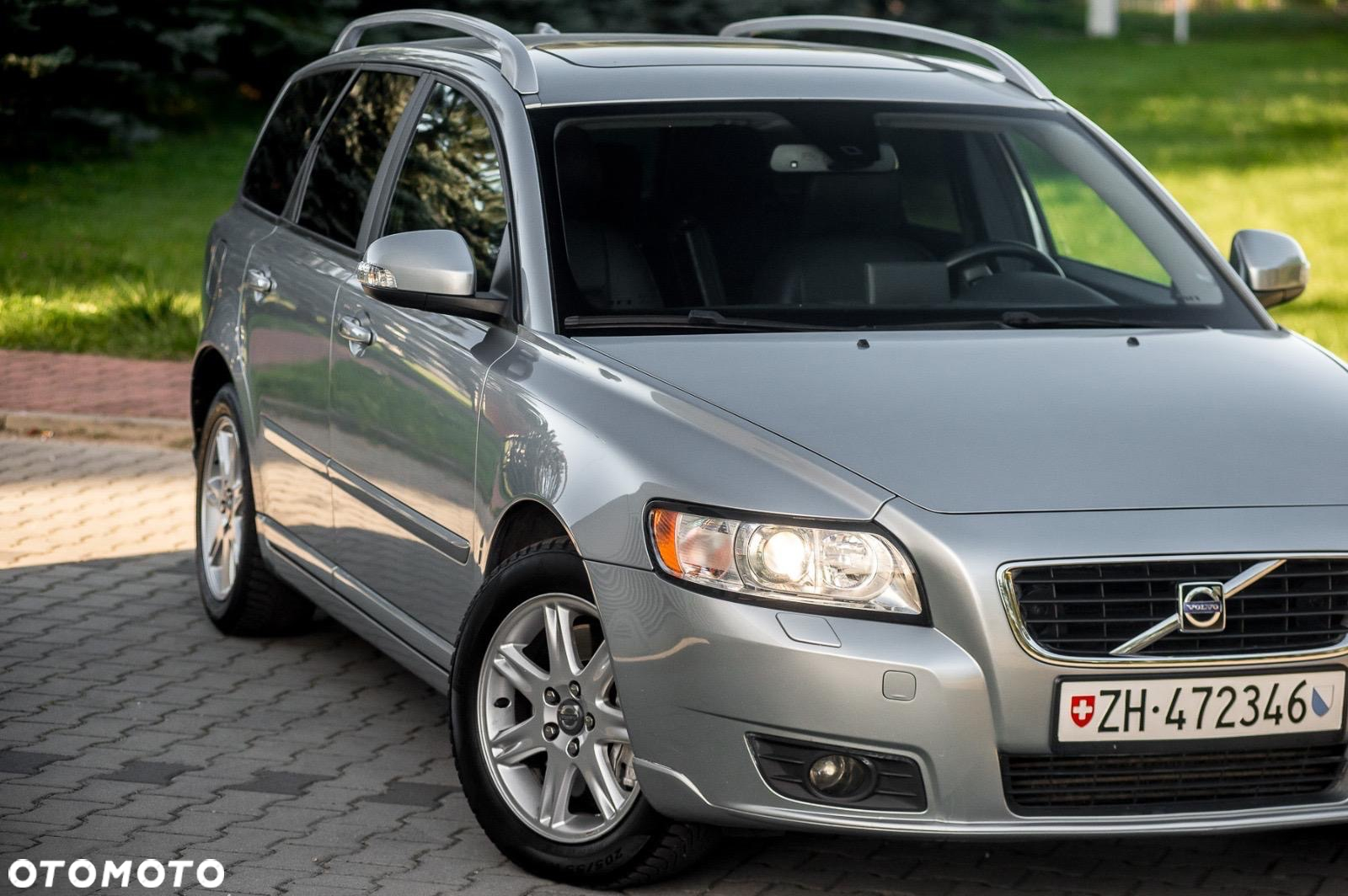 Volvo V50 2.0D DPF Powershift Kinetic - 2