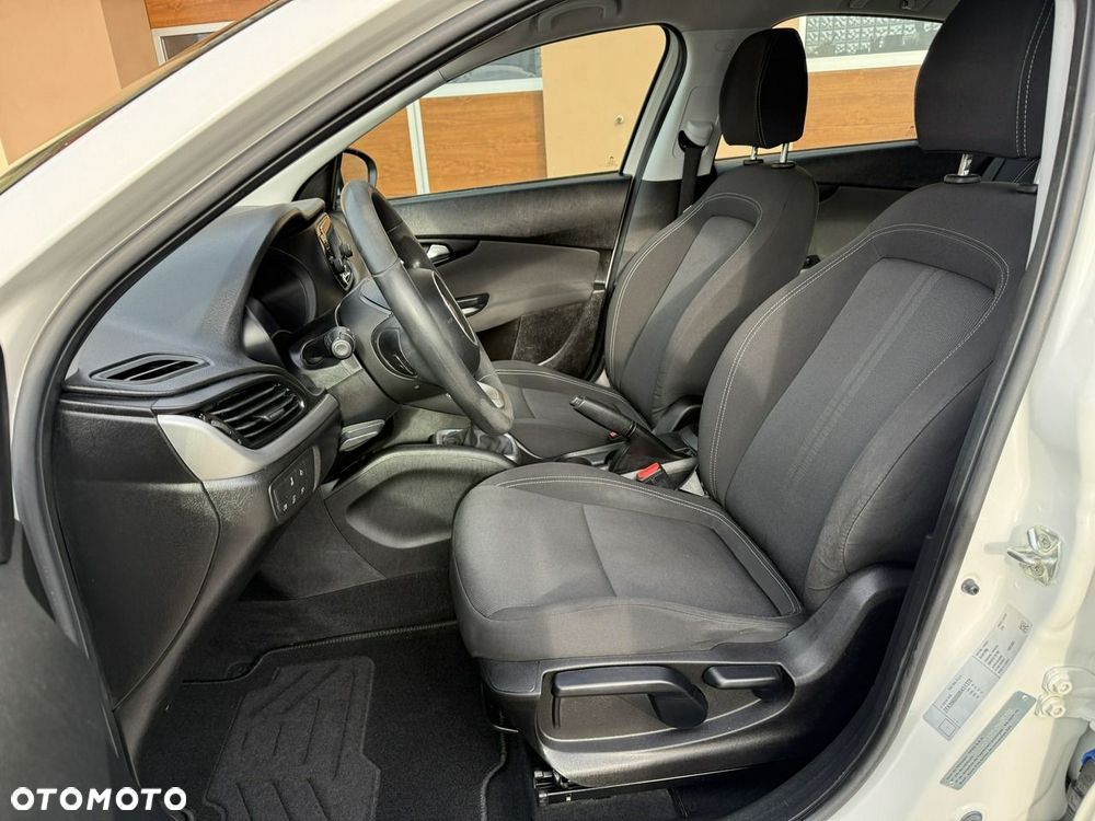 Fiat Tipo 1.4 16v Easy EU6d - 18
