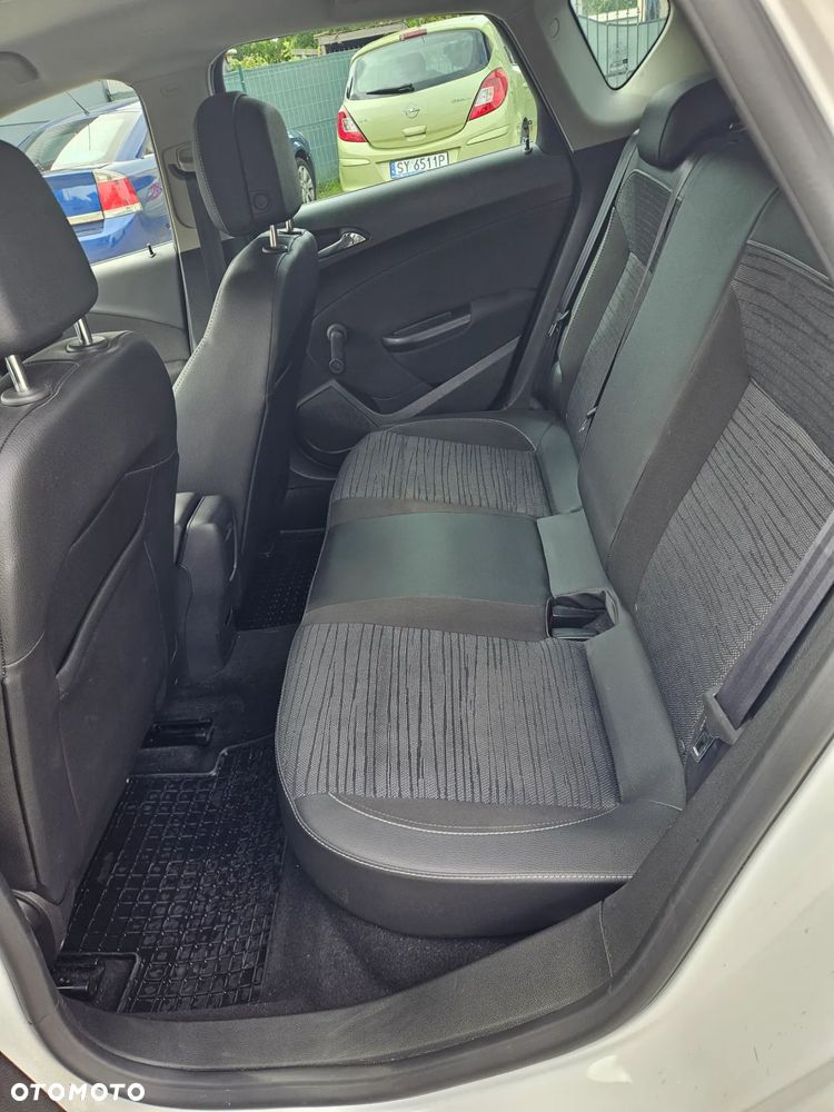 Opel Astra IV 1.4 T Cosmo S&S EU6 - 13