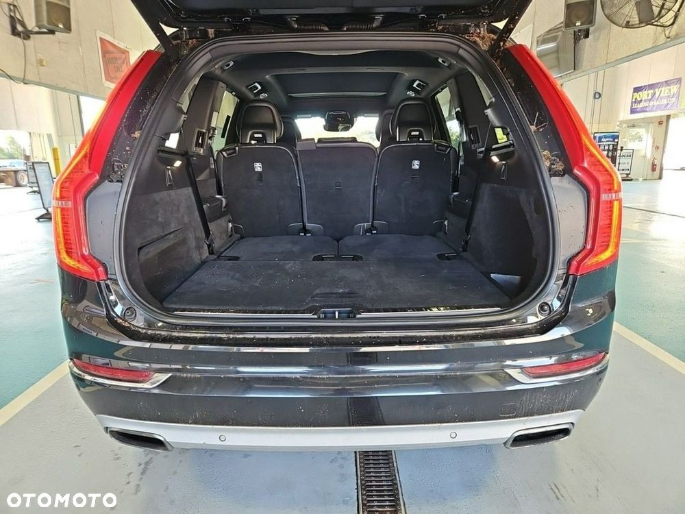 Volvo XC 90 - 12