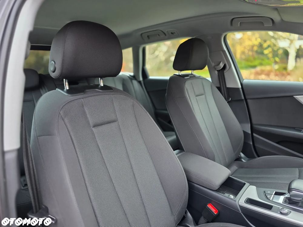 Audi A4 Avant 35 TDI Sport S tronic - 25