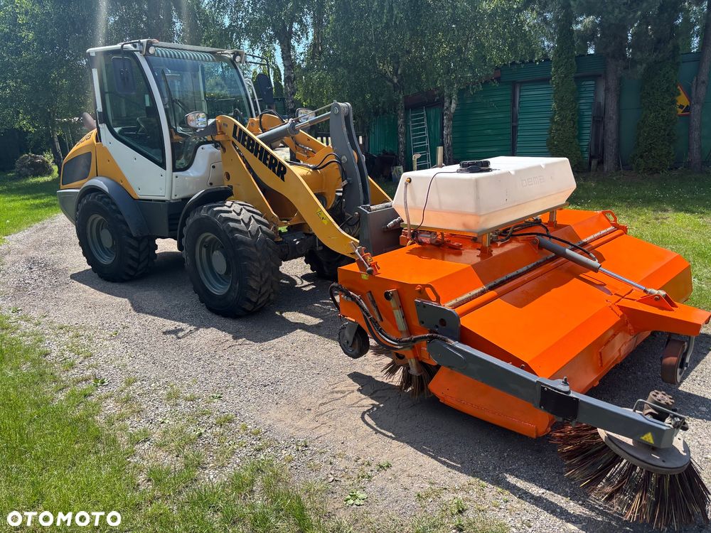 Komatsu WB93S-5EO 2016r 4x4x4 koparko ładowarka duże koła - 17