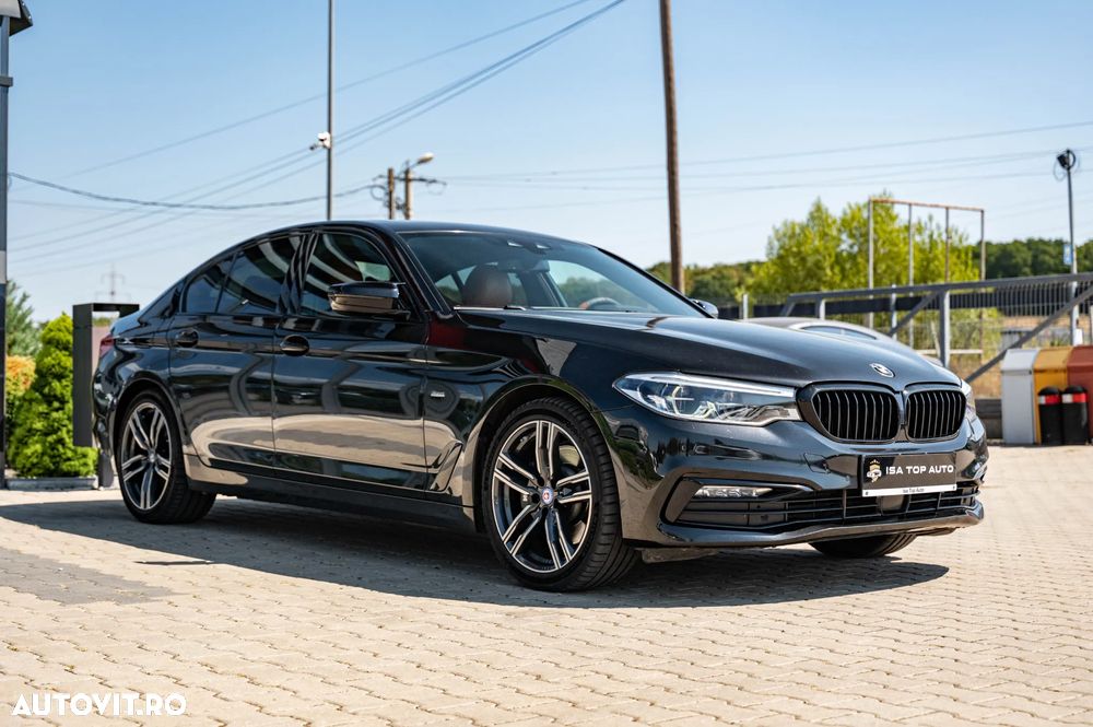 BMW Seria 5 525d Aut. Sport Line - 32