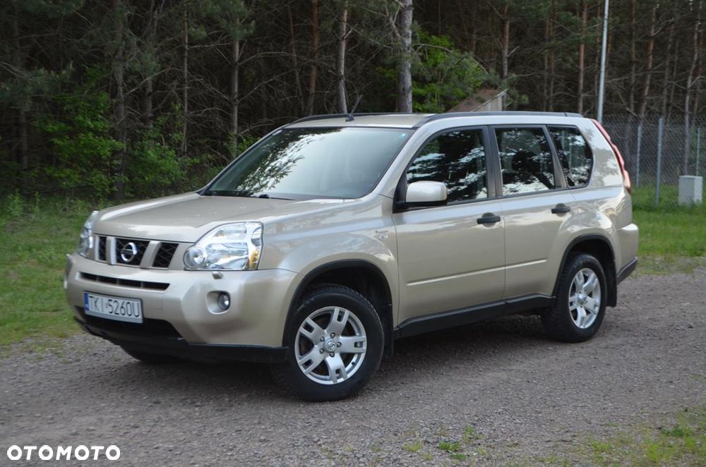 Nissan X-Trail 2.0 SE - 2
