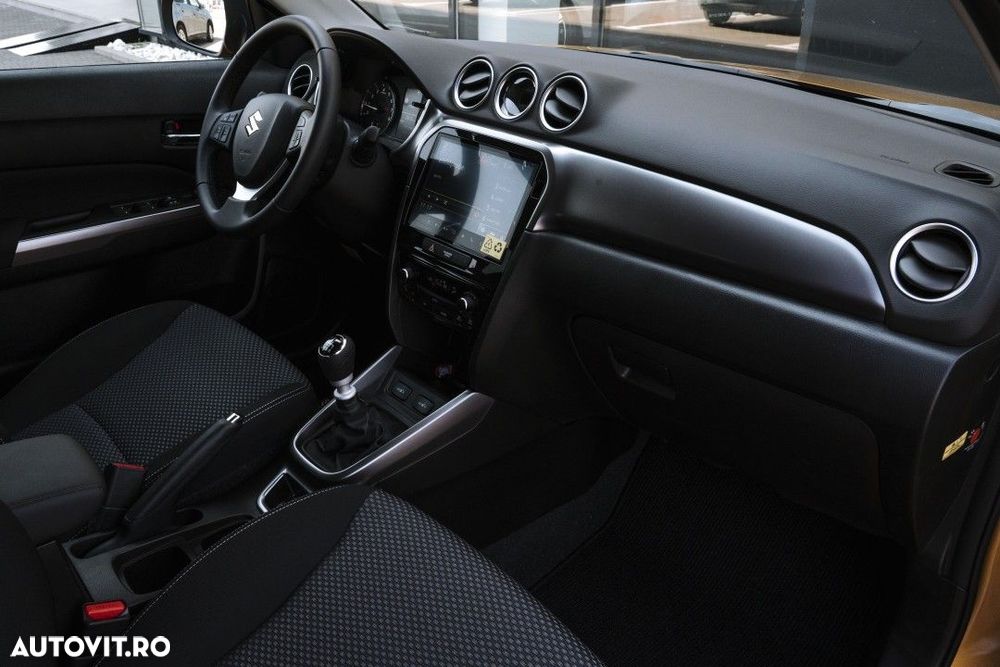 Suzuki Vitara - 12