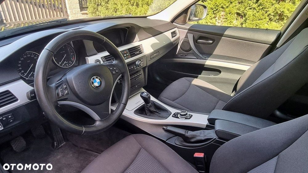 BMW Seria 3 - 11