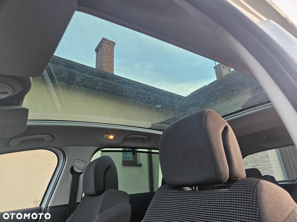 Peugeot 5008 HDI 115 Active - 24