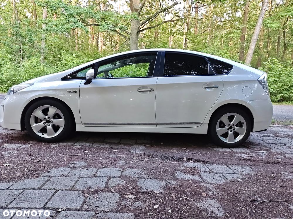 Toyota Prius 1.8 HSD Sol - 7
