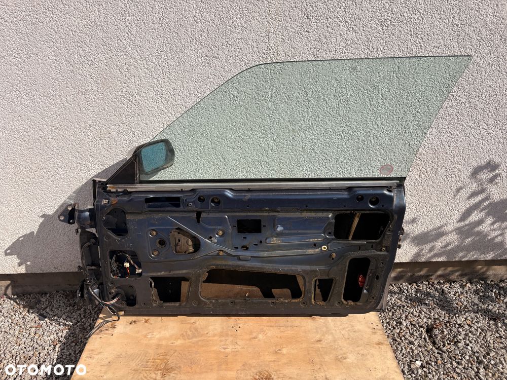 Drzwi prawe  BMW 6 E24 - 2