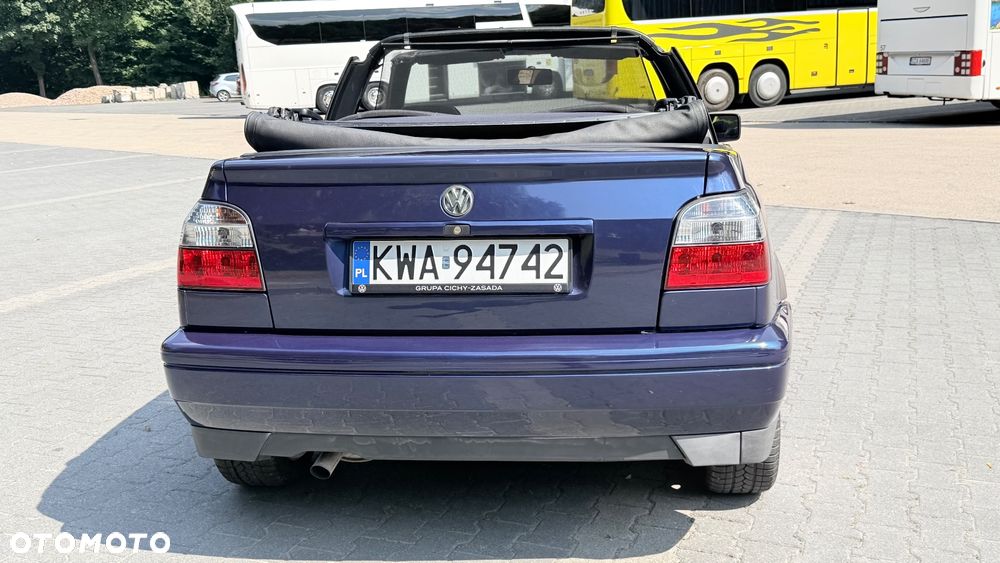Volkswagen Golf Cabrio 1.8 - 15