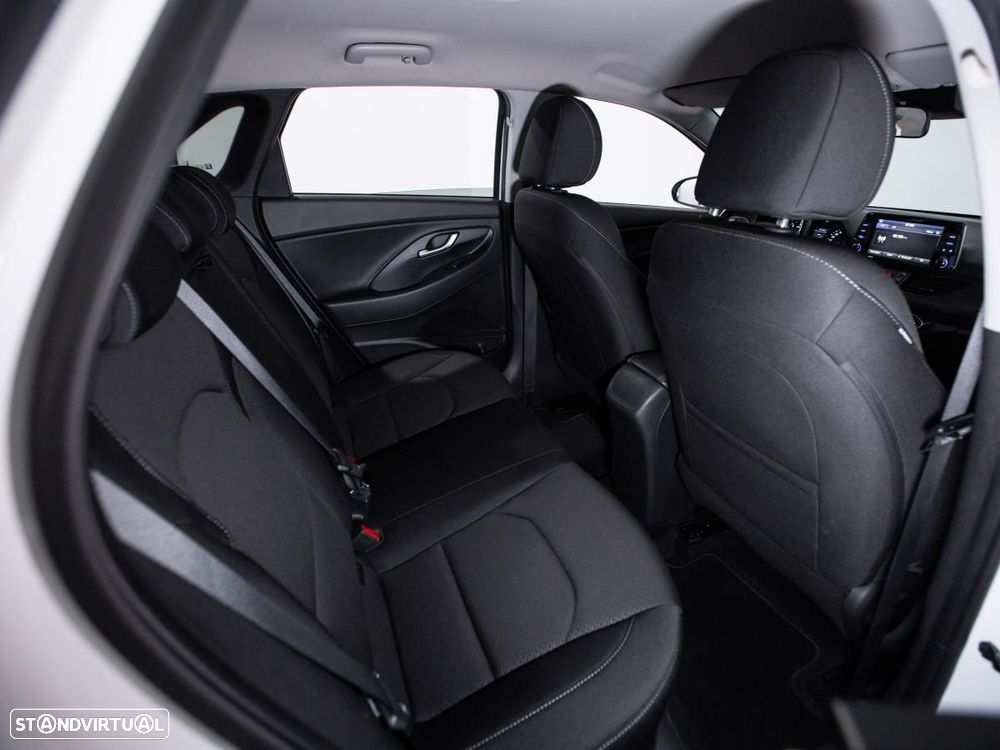 Hyundai i30 1.6 CRDi STyle - 11