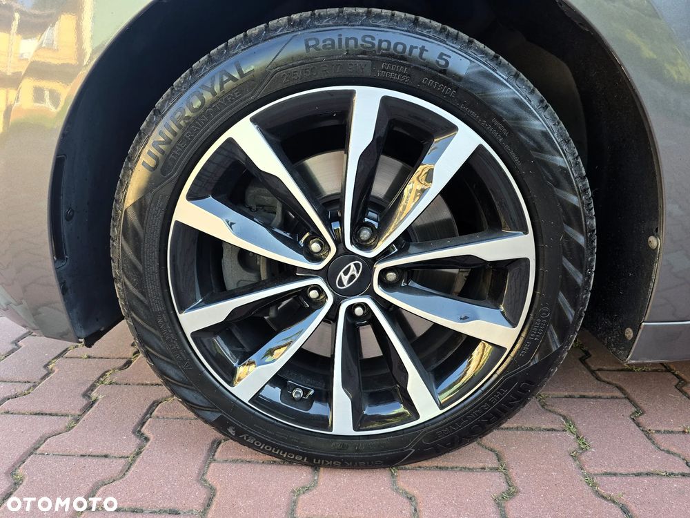 Hyundai i40 1.6 CRDi Comfort - 18
