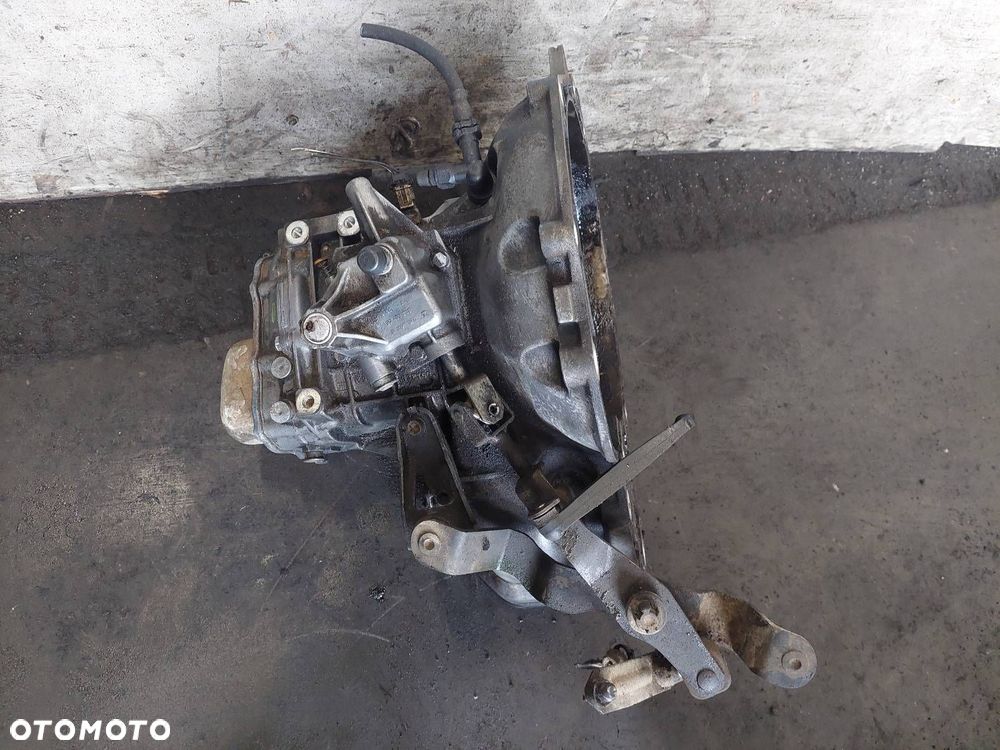 SKRZYNIA BIEGÓW OPEL CORSA C 1.3 16V  F13C394 F13 C394 - 5