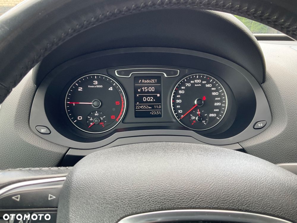 Audi Q3 2.0 TDI - 8