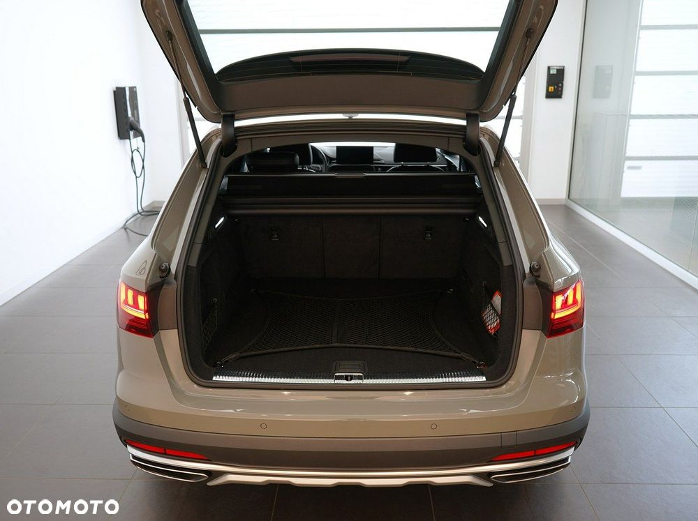 Audi A4 Allroad - 10