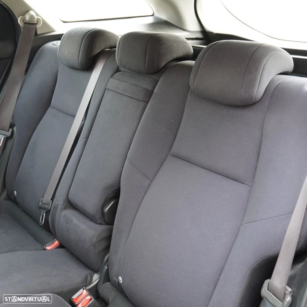 Honda Civic Tourer 1.6 i-DTEC Comfort - 11