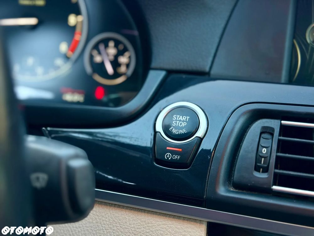 BMW Seria 5 520d - 19