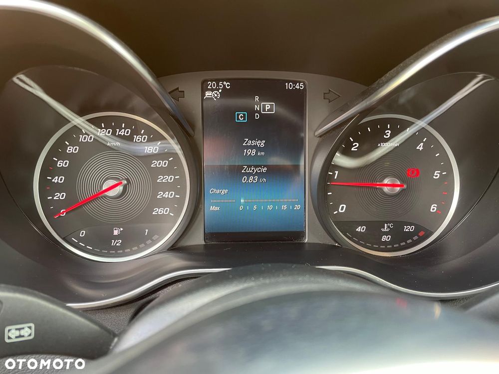 Mercedes-Benz Klasa C 300 d 4Matic 9G-TRONIC AMG Line - 14