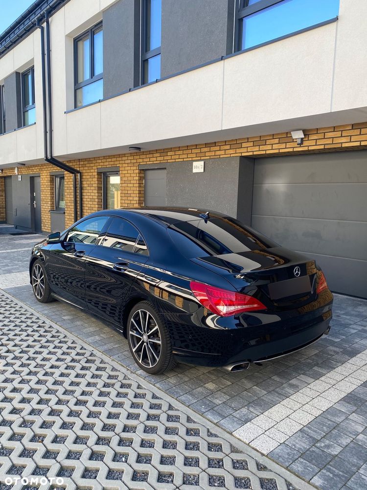 Mercedes-Benz CLA 180 - 6