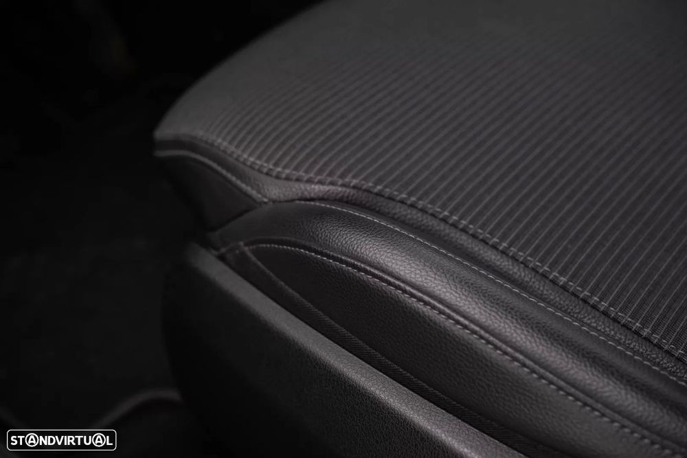 Mercedes-Benz C 200 d Avantgarde - 8