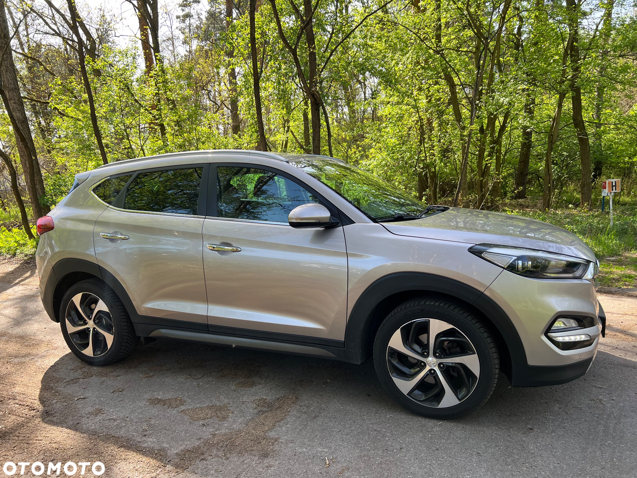 Hyundai Tucson 2.0 CRDI BlueDrive TourdePologne 2WD - 4