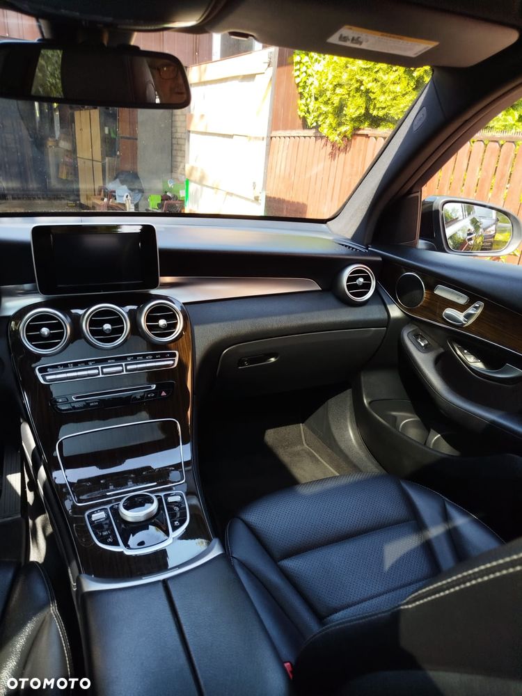Mercedes-Benz GLC - 16
