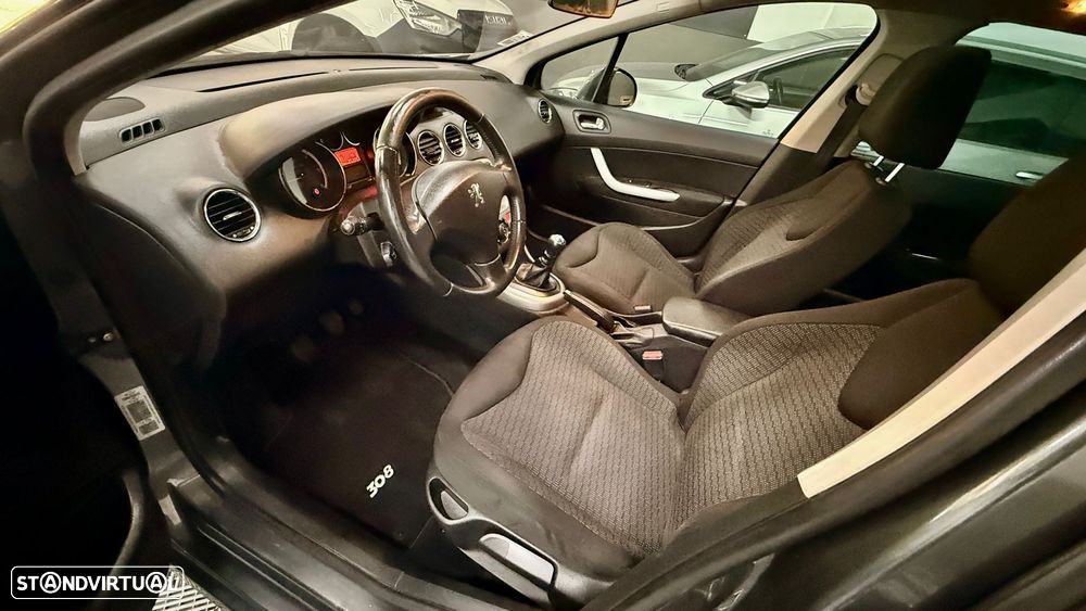 Peugeot 308 SW - 5